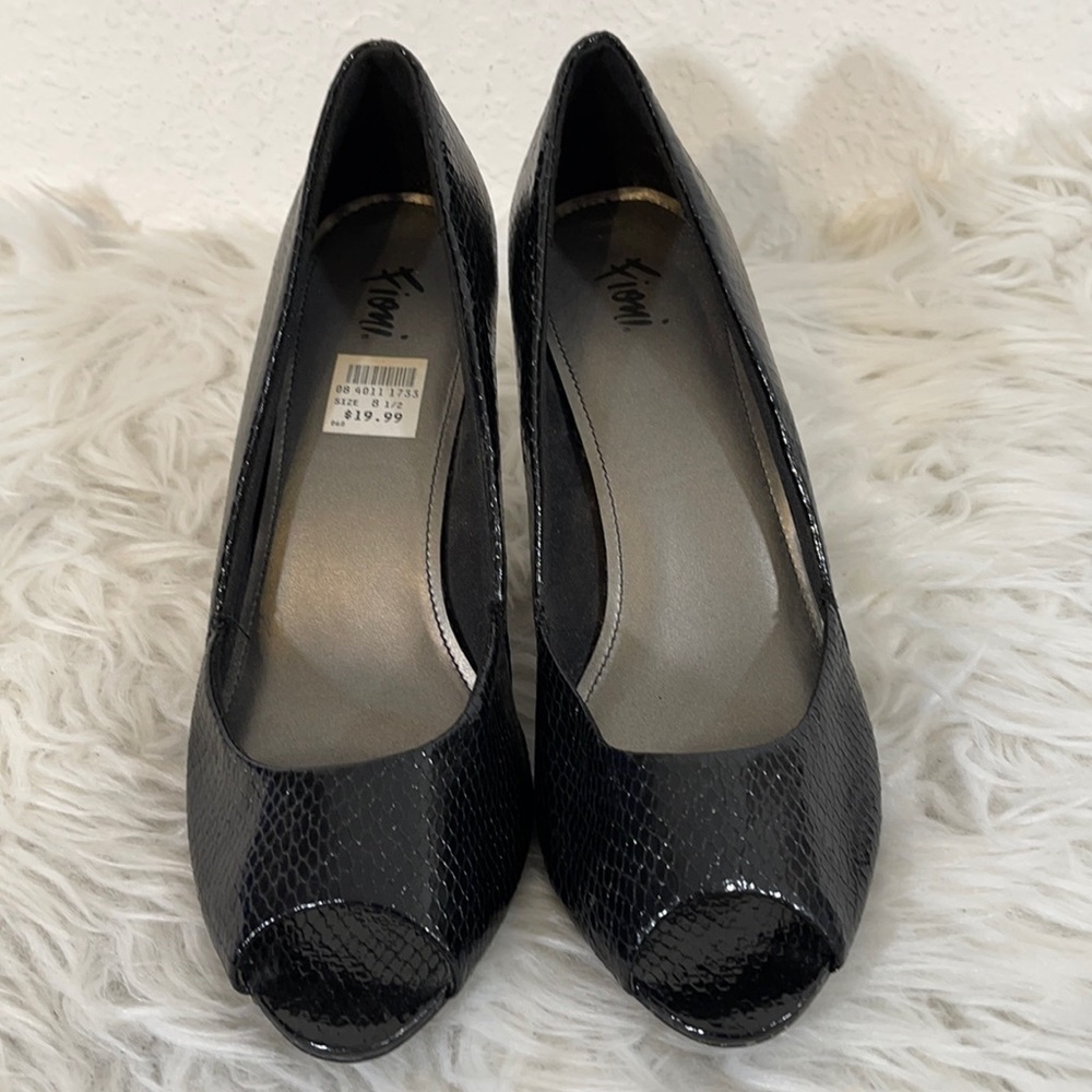 FIONI Reptile Design Open Toe Pumps Heels Size 8.5